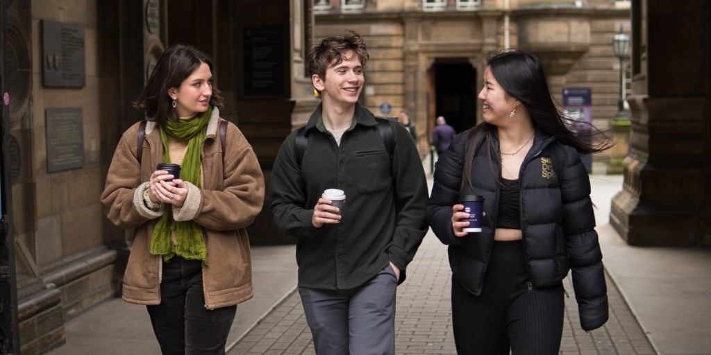 ucas_online's tweet image. Chat to students who are already studying at the universities you&apos;ve applied to, for advice on accommodation, student life, and more: bit.ly/3W2ZYLC