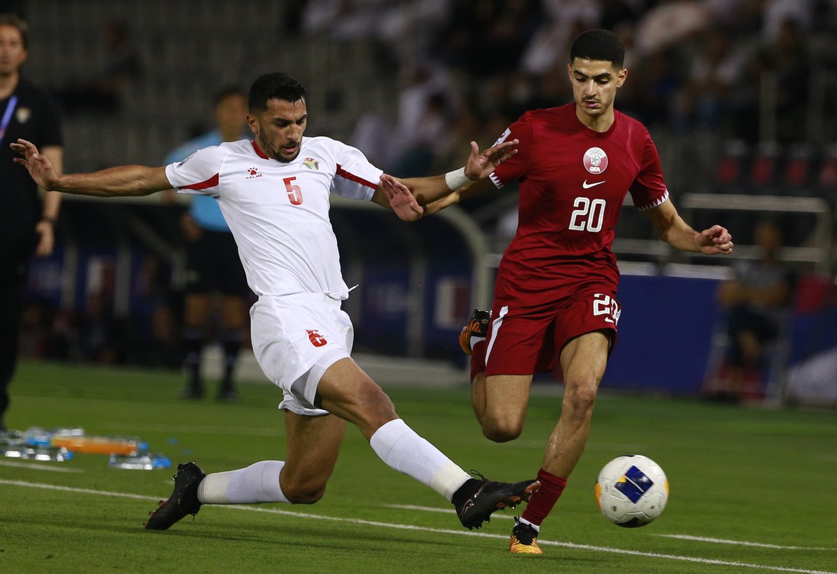 PeninsulaQatar's tweet photo. Highlights of the first half of Jordan vs Qatar AFC U23 match at Al Janoub stadium, Group A.
Pics by Rajan Vadakkemuriyil/The Peninsula
LIVE MATCH: https://t.co/WxTpvEG93k
#Qatar #AFCU23 #AsianCupU23 #JORvQAT https://t.co/FFb5h9OpcT