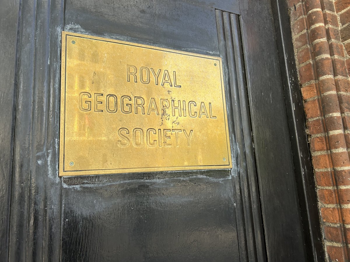 Thanks so much to @RGS_IBG @RGS_IBGhe for a great tour and talk today. #ChooseGeography #UseGeography