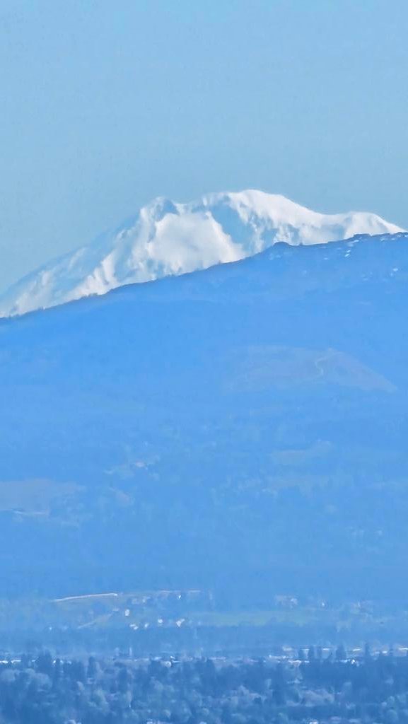 Mt Adams Washington.