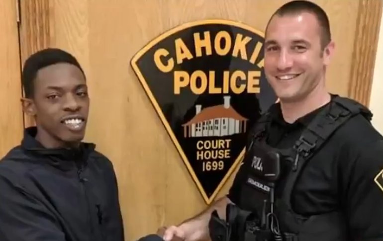 martymillionz's tweet photo. Positive story of the day: Police Officer Drives Man To Job Interview After Pulling Him Over. Via @SunnySkyzOnline #positivestoryoftheday #GoodNews #Letskeepitpositive #PositiveVibesOnly #positivity https://t.co/eqhV2e7oU4 https://t.co/I9RDEXmI6w