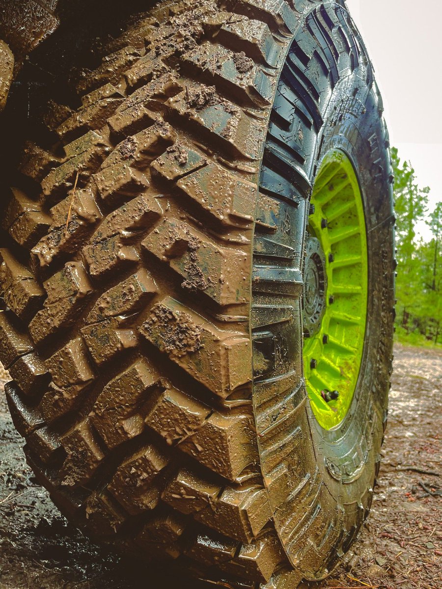 It's okay to get your #TrailGrappler muddy. 😏 It's actually encouraged.