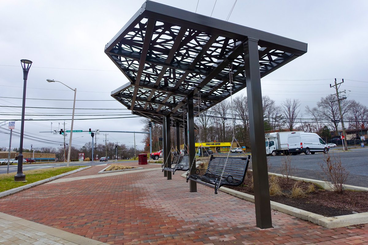 Why choose a standard trellis when you can create a design that stands out? Poligon offers a variety of options, including steel, artisan wood, and laser-cut panels.

Featuring #Parsoleil

#trellis #landscapearchitecture