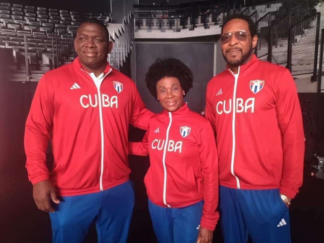 Inmenso es el orgullo y la admiración de que los atletas cubanos Mijaín López, Javier Sotomayor y Ana Fidelia Quirós enten entre las estrellas del deporte mundial invitadas a la gala de #Adidas rumbo a las Olimpiadas en #Paris2024. Esa es #Cuba 🇨🇺