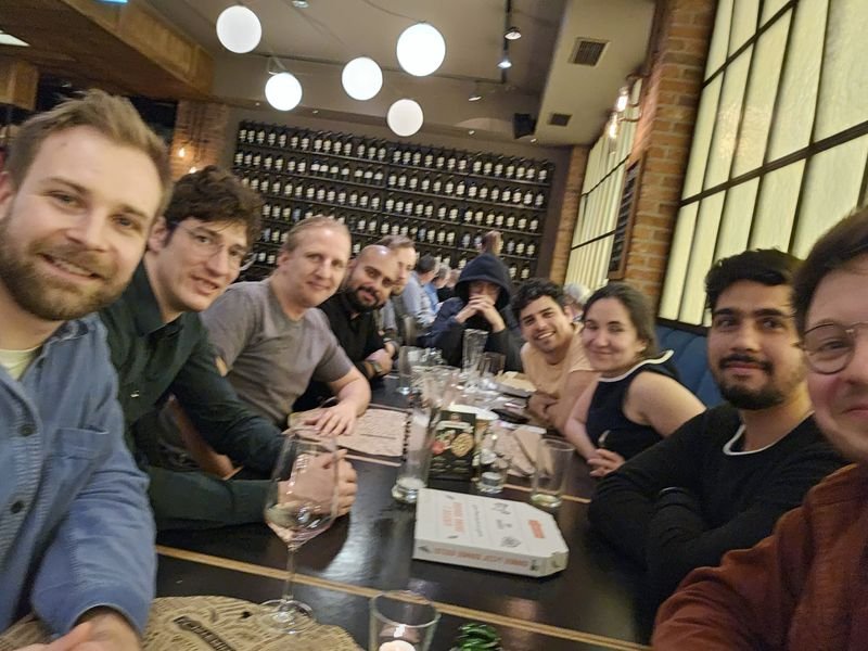 osmanmian's tweet image. Had a very nice time meeting @MichaelKamp7 again and giving a talk about my research at the Trustworthy Machine Learning group at IKIM – Institute for Artificial Intelligence in Medicine in Essen. 😊✌️ 

#CausalDiscovery #FederatedLearning