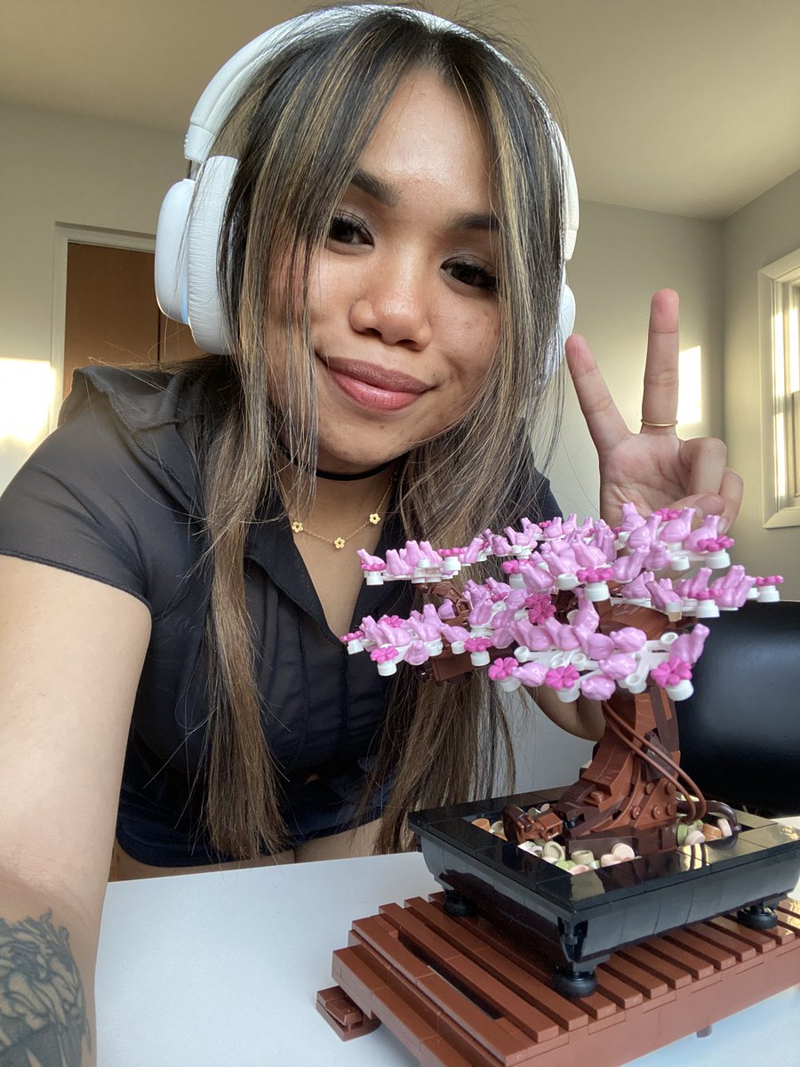 Tied between my melody &amp; chococat.. I just know it’d be kuromi if they were on here 😈