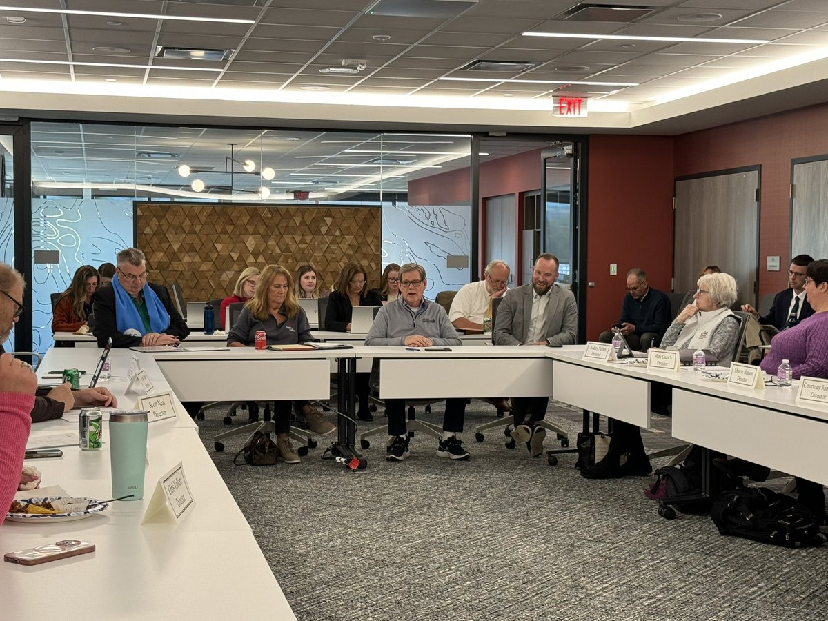 Luke Fischer tweet media