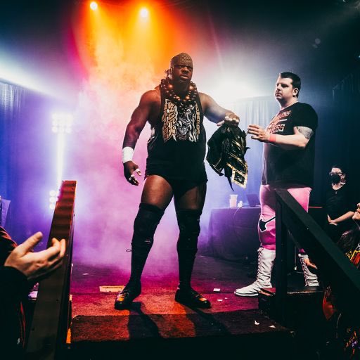 𝔗𝔥𝔢 𝔒𝔫𝔢 𝔗ℜ𝔘 𝔎𝔞𝔦𝔧𝔲 tweet media