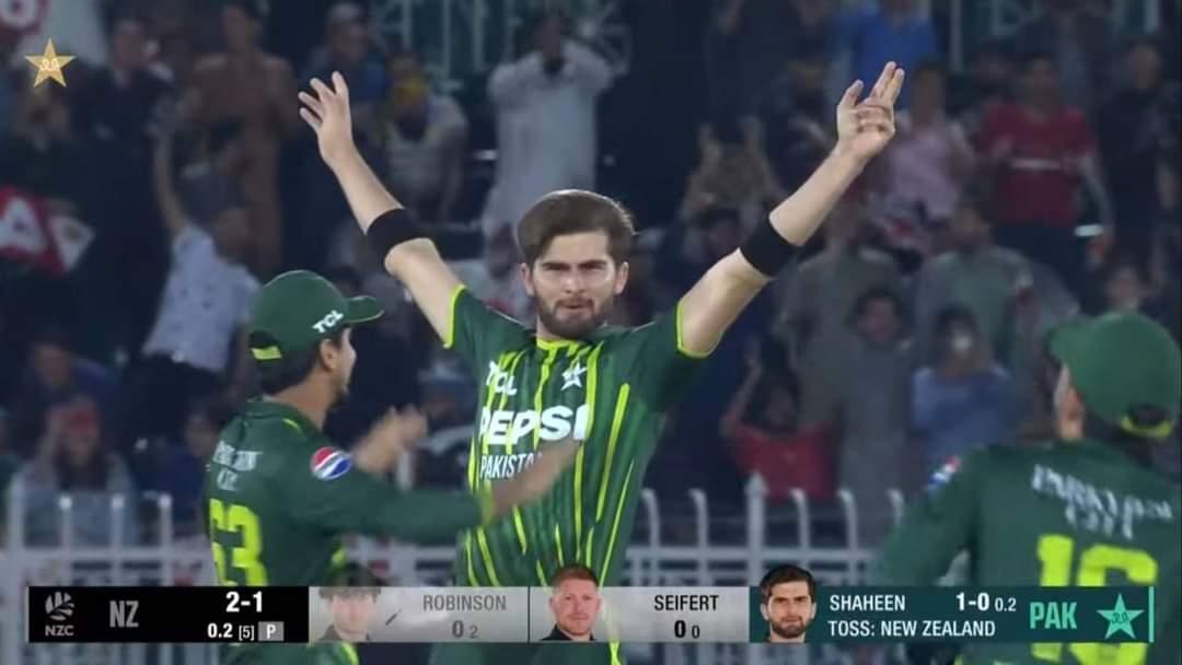 Early Wickets Are Permanent For Eagle Shaheen Afridi 🔥🔥🔥 #PakvsNz