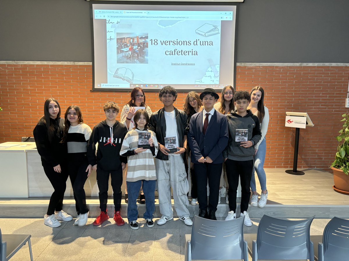 L’alumnat del <a href="/Cendrassos/">INS Cendrassos</a> de #Figueres presenta el llibre de relats “18 versions d’una cafeteria”, amb històries que passen en aquest espai i tenen un elenent conú, un brioix de crema.