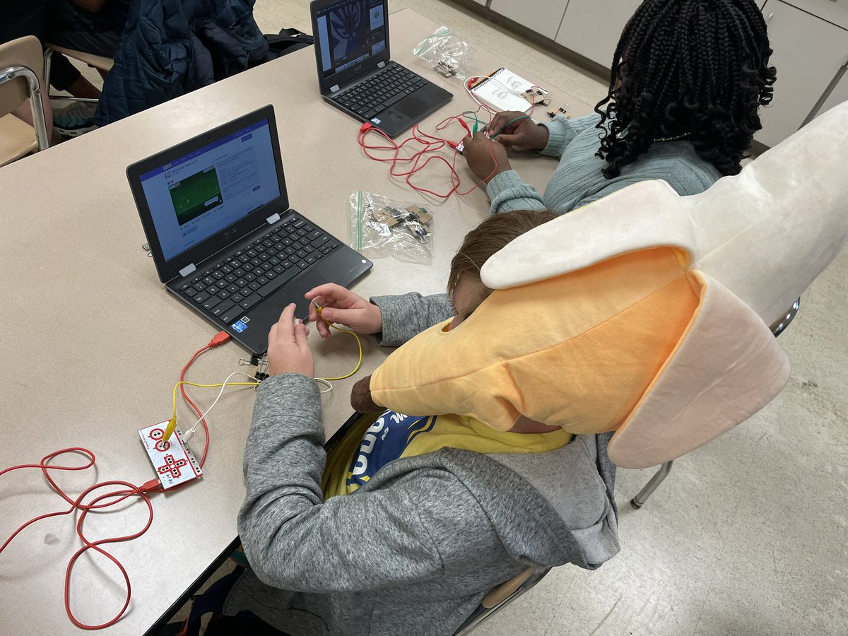 Someone was very excited to learn about <a href="/makeymakey/">Makey Makey</a> today!! 🍌🍌🍌