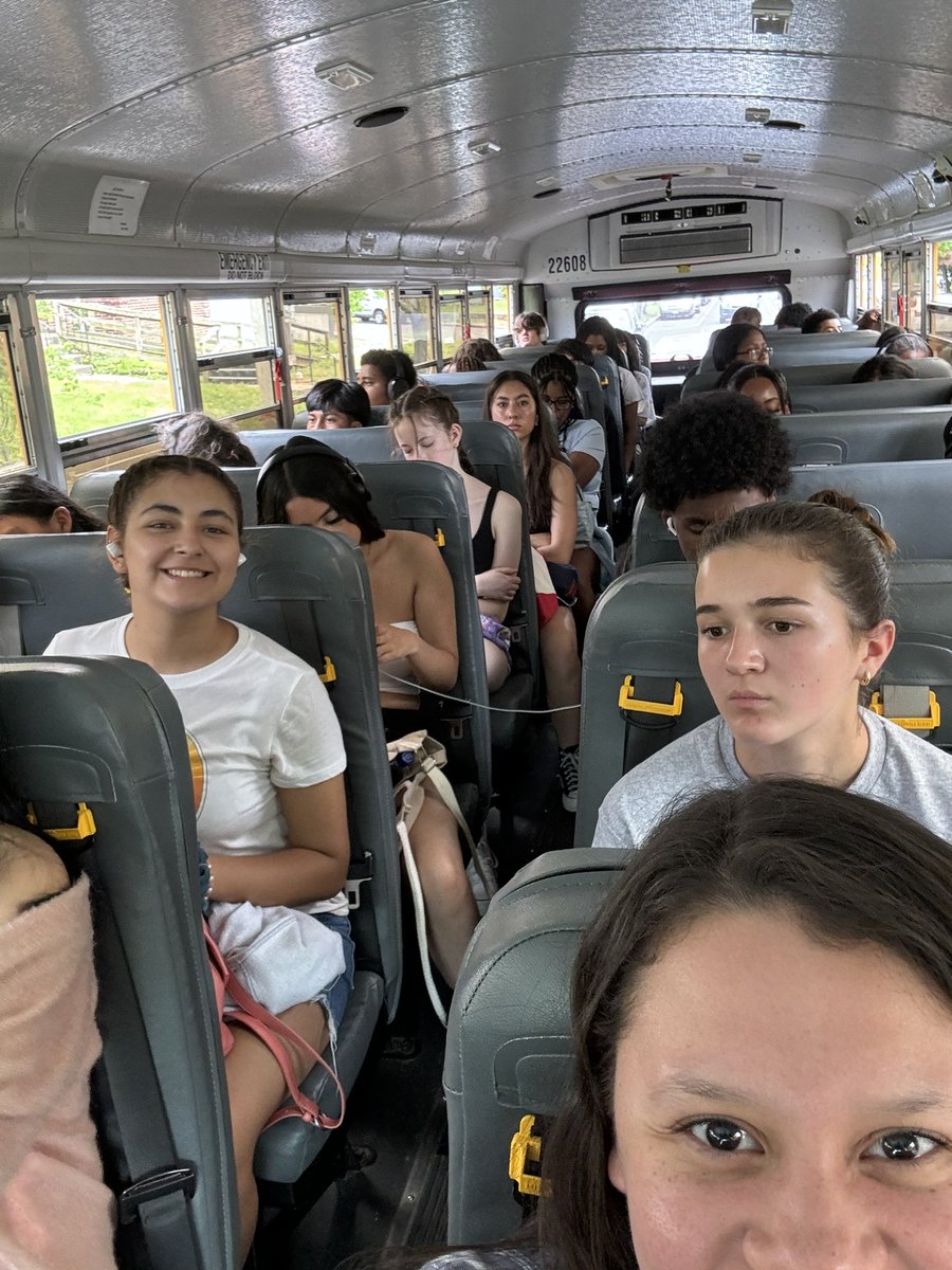 Samantha Castro tweet media