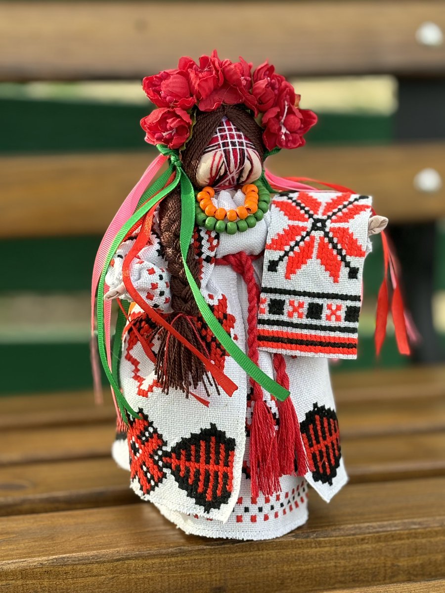 In Ukrainian culture, motanka is a symbol of fertility, prosperity and a talisman for the family. such dolls very often became real family heirlooms and were passed down from generation to generation.
