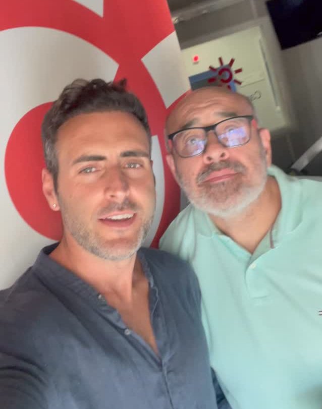patri_arasitaBA's tweet photo. @ertrivi69 @canalfiesta Buenas tardes mi Trivi para éste jueves me gustaría escuchar #TanPerfecta de nuestra #DulceVozdeAndalucía @antonioaras en el #TriviCompany 🥰🥰🥰 https://t.co/HUZi3cAUsD
