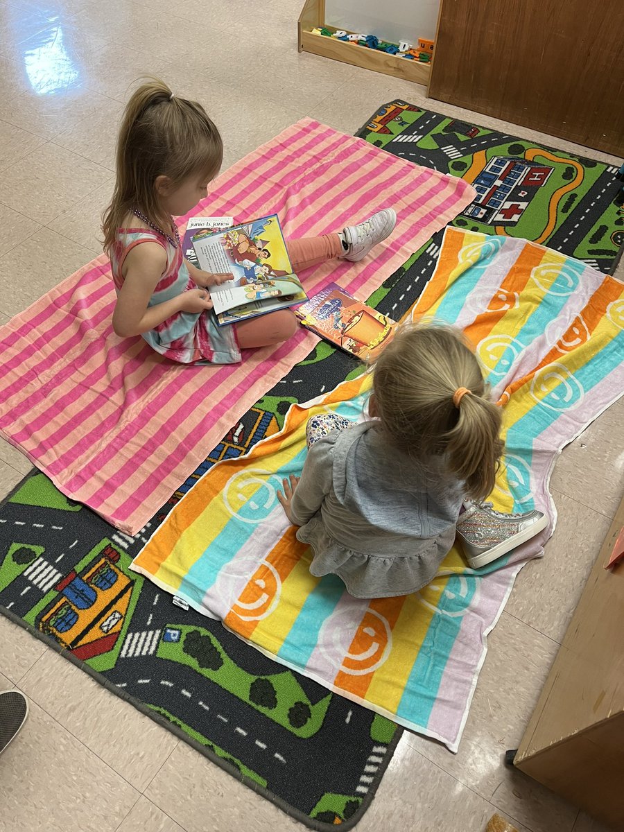 Bb is for beach towel, books and buddy reading! #bpsne #prideofLL #abccountdown