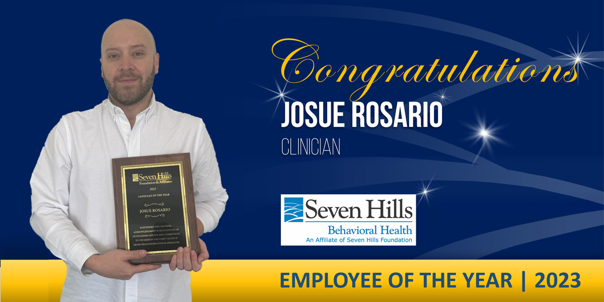 Congrats to our SHBH Clinician of the Year, Josue Rosario. As a bilingual and bicultural clinician who is trained in PSB-CBT, Josue brings culturally curious, evidence-based practice to children and families in our community. #EmployeeoftheYear bit.ly/SevenHillsEOY2…