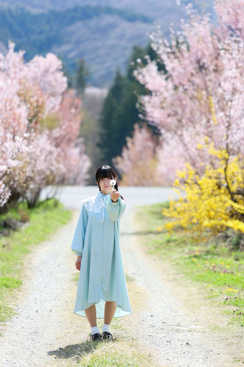 model：ほののさん @hononophoto location：郡山市 『春色の中で』 EOS-R6 markⅡ RF70-200mmF2.8L