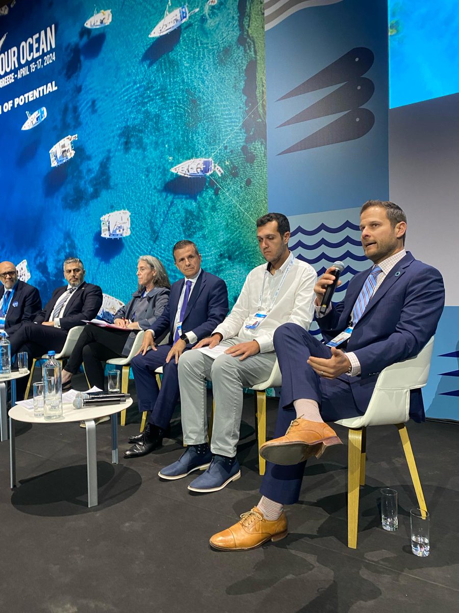 “Every scientific model investigating how to solve the plastic pollution crisis and the climate crisis it helps fuel has found that we need to do 3 things...”

- <a href="/NickMallos/">Nicholas Mallos</a> at @OurOceanGreece on how we can make progress against plastic pollution ⬇️🧵