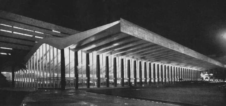 areasvellas's tweet photo. Leo #Calini and Eugenio #Montuori + Massimo Castellazzi, Vasco Fadigati, Achille Pintonello and Annibale Vitellozzi, Termini Station, Rome, Italy, c. 1952
#architecture #arquitectura #drawing #section https://t.co/acDdtqSBZP