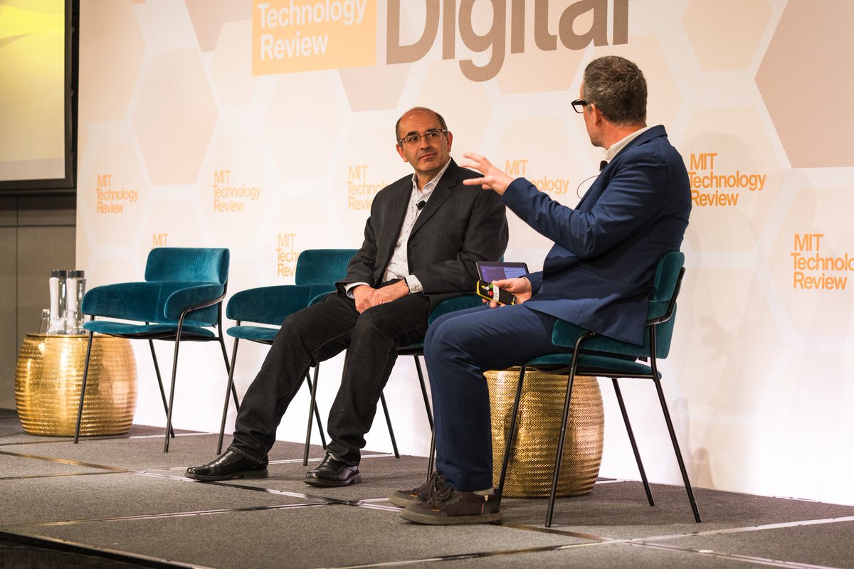 ZoubinGhahrama1's tweet image. Was great to speak to @TechReview about the research breakthroughs I think will be increasingly important in #AI, especially long context windows & the potential for AI models in science. I’ve been in this field 30yrs and feel there are some exciting times ahead! #EmTechDigital