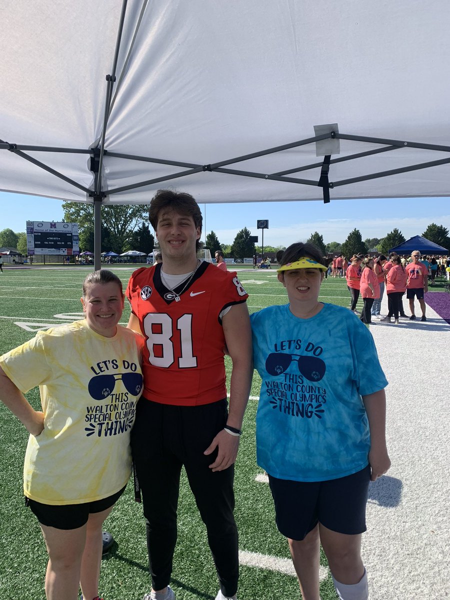 DLalaian's tweet photo. Thank at @WCSD_GA for inviting me to emcee the 2024 Walton County Special Olympic Games and celebrate these fantastic athletes. #SpecialOlympics #GoDawgs https://t.co/nZJNFVCyVx