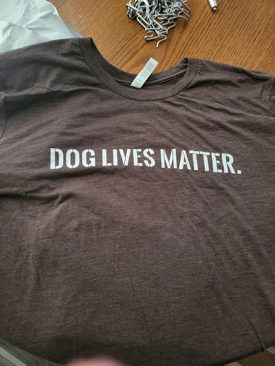 New shirt just arrived from NineLine Apparel 🐾🐾
Shoutout to
@K9Arlo 
@NineLineApparel