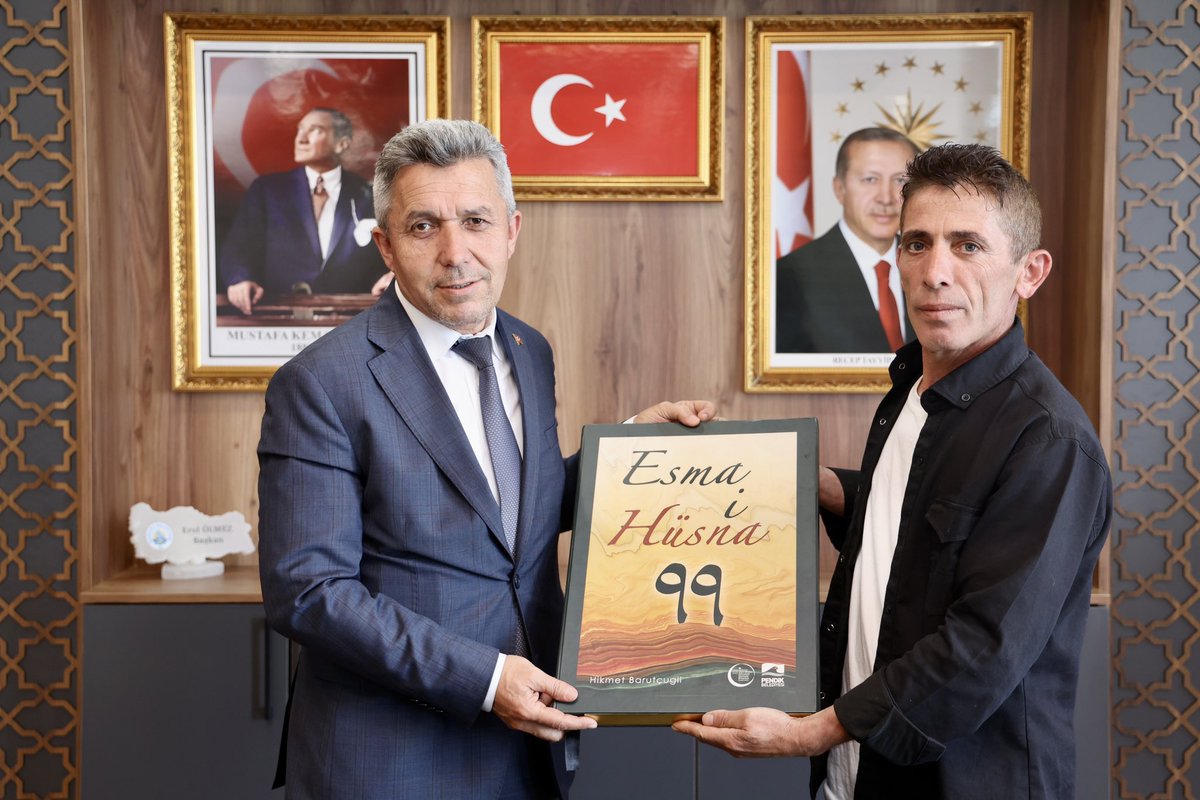 “Biz birlikte Kandırayız”

Sevgili hemşerilerim ziyaretiniz ve tebessümünüz ile bizleri bir kez daha onurlandırdınız. Samimiyet ve tevazu çıktığımız bu yolda miğferimiz olacaktır. 

Teşekkürler Kandıra .

#BirlikteKandırayız

#ErolÖlmez #Kandıra #BelediyeBaşkanı