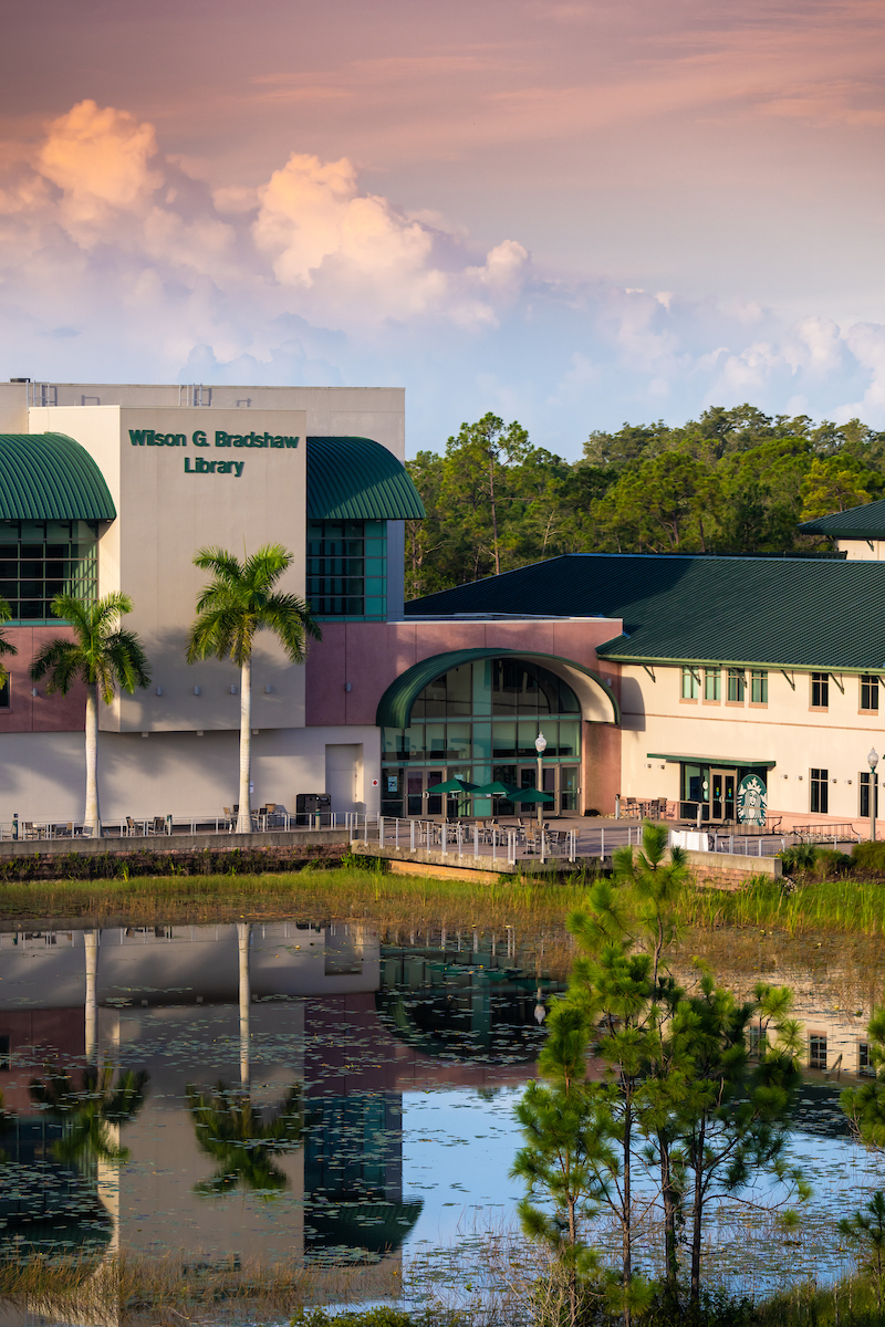 Perfect walking weather! 🌿🦅 #FGCU #campuslife