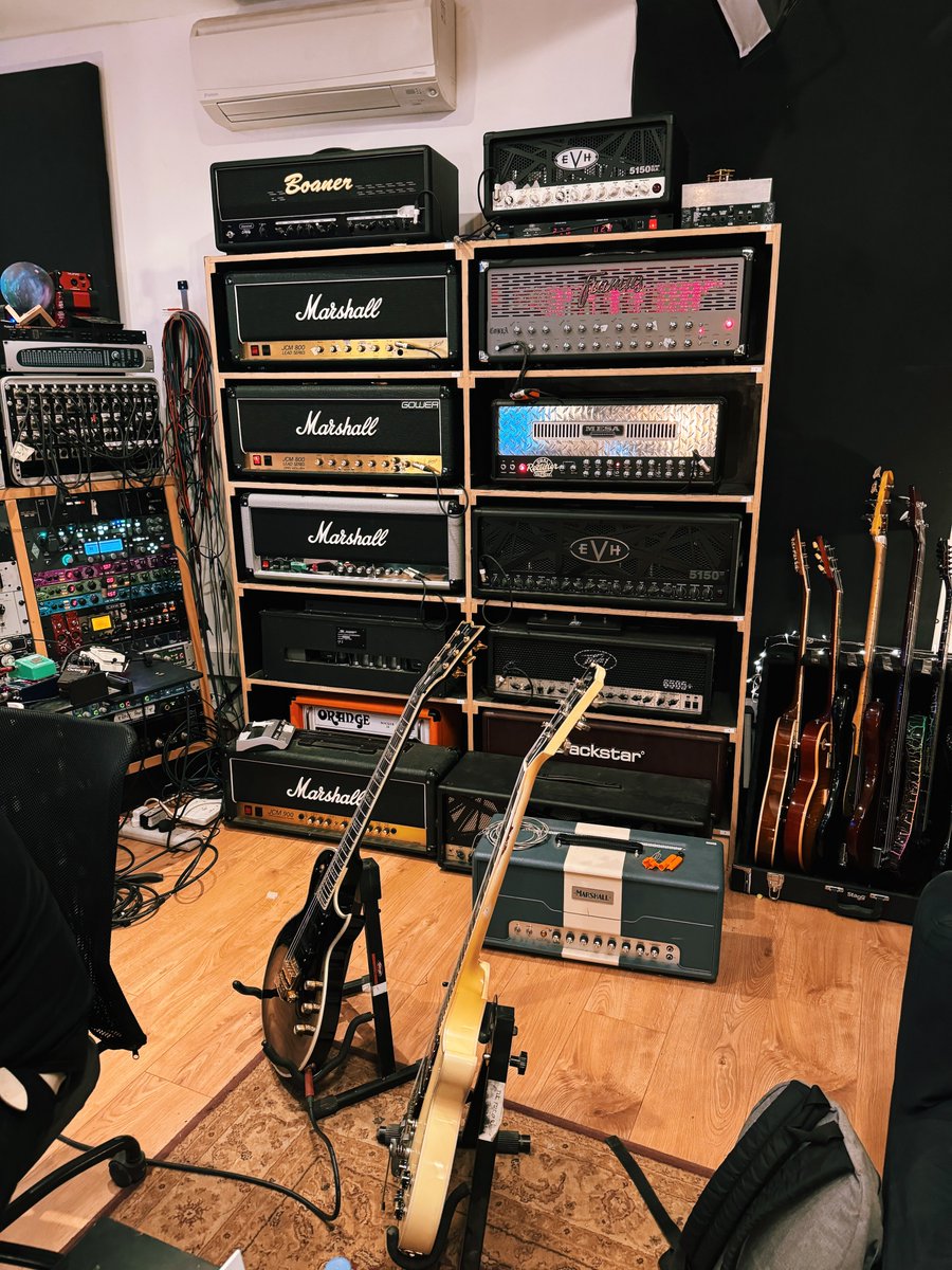 Guitarists! I’m on the hunt for some new humbuckers to go in a Les Paul. I’m after something not crazy hot, but still on the hot side with really good presence and not too muddy. Has anyone used the Bare Knuckles VH II’s?

What do you suggest otherwise? Would love some ideas! 🙏🏽