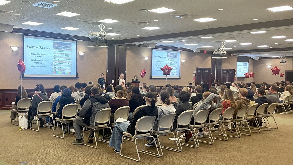 Today <a href="/LehighCarbonCC/">LCCC</a> students showcased their passion for learning at both the K'Nex competition and Journalism Summit 2. Amazing job organizing! @MelissaVolcskai <a href="/kellitremba/">Kelli Tremba</a>