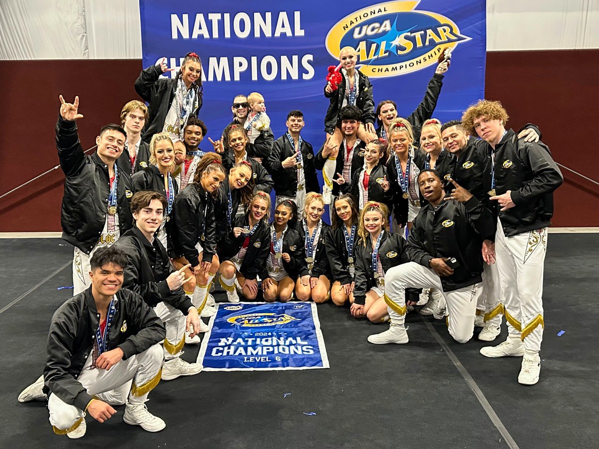 TopGunGLOC6's tweet photo. 🎸We’ve been a little quiet lately but that doesn’t mean we haven’t been up to some ✨AMAZING THINGS!

⏰ONLY 9 DAYS LEFT 🥰 until we get to share our last and best shows of the season with the 🌎WORLD!

#TopGunJags30 🐆 #OAFAAF 🖤💛 https://t.co/NVcnhVGb2H