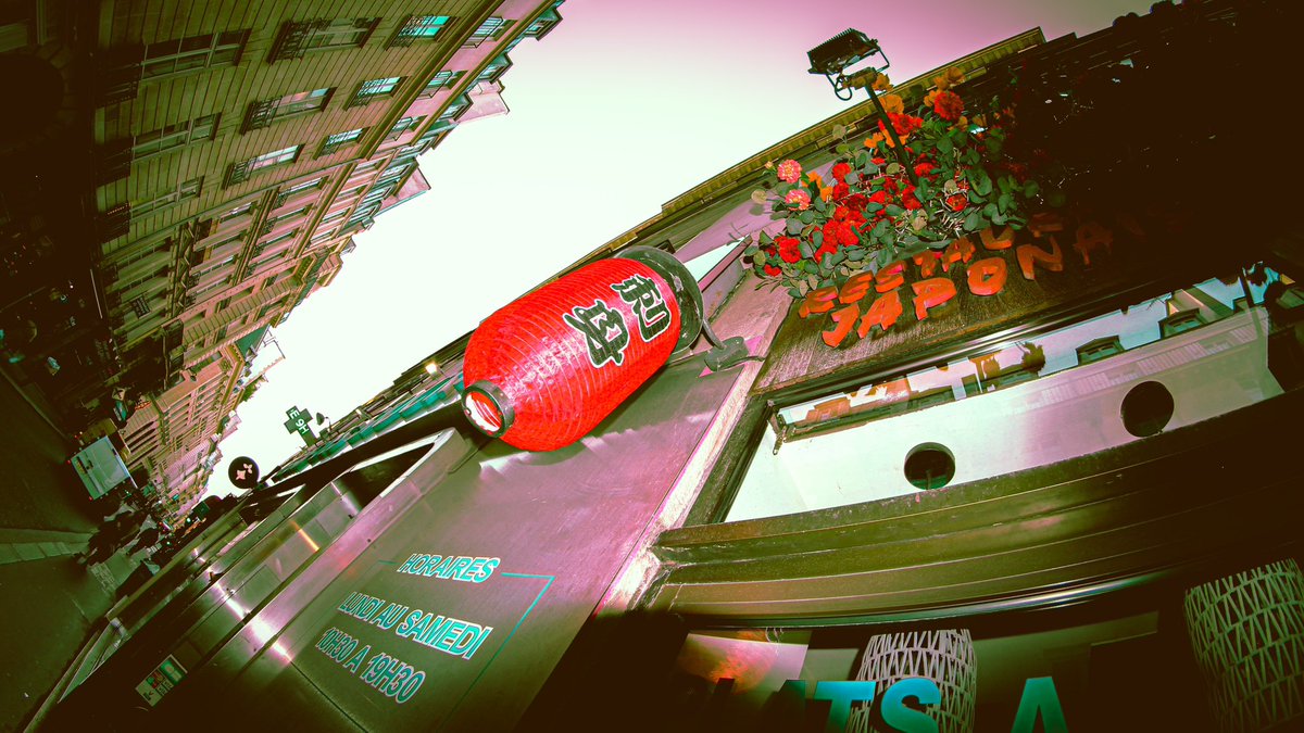 letoast__'s tweet photo. RUE DE PARIS AU 8MM https://t.co/5lwXkr94To