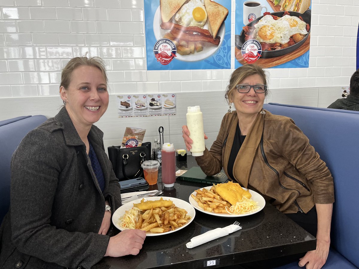 AnnaHopkins11's tweet photo. Halibut House Fish $ Chios Grand Opening. Who doesn’t like tartar sauce. #ldnont https://t.co/FNEfqdRrkW