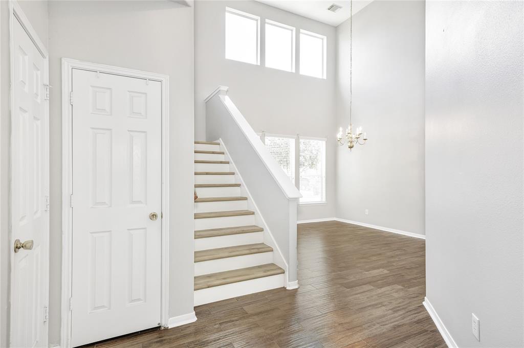 dalconstco's tweet photo. Are you looking for a remodeling company to help you remodel your home? Contact our team today! We have another one of remodels that just the market in Houston/Humble area. For more info👇🏾 https://t.co/NtVxArInhe
#homeremodeling #homesforsale

See Listing: https://t.co/t56hI0UIIA https://t.co/USy9yFRSBj