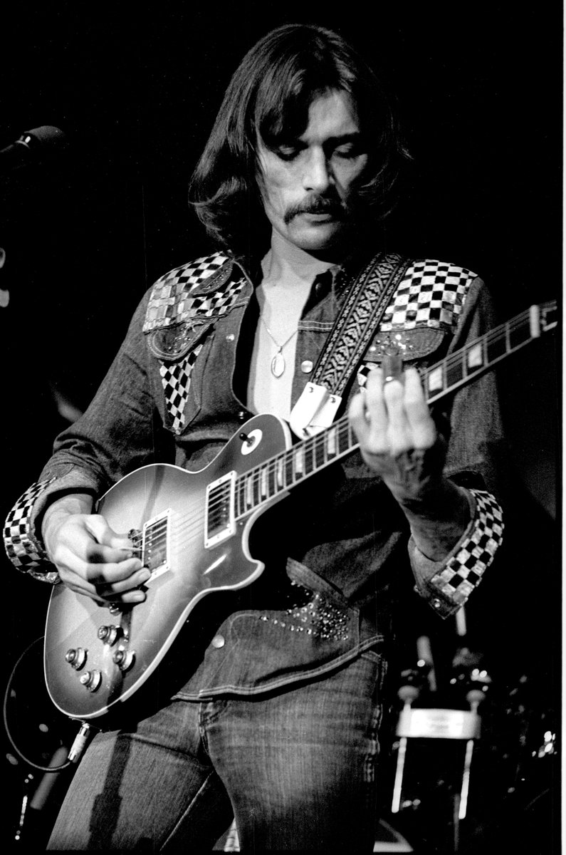 We are deeply saddened to hear of the passing of the great Dickey Betts. Our thoughts are with Dickey's family, friends, and fans today. Rest easy, Dickey. Our tribute: ow.ly/kV5y50Rji54