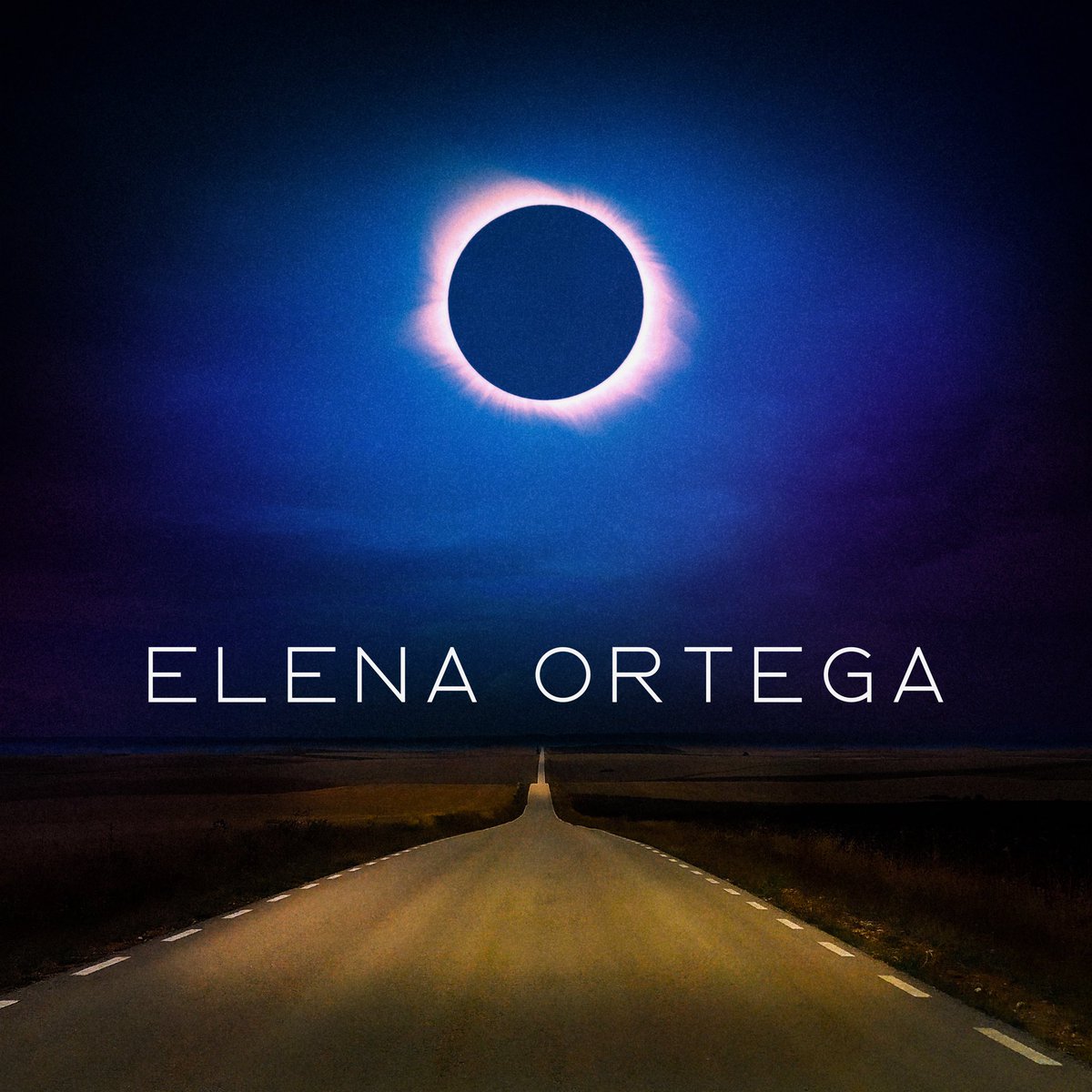 elenaortpin's tweet photo. Aquí una pista de lo que se podrá escuchar en mi próximo disco, grabado con Javier Salvador y que empezará a ver la luz muy pronto. ¿Qué os sugiere esta imagen? ¿Adivináis de qué tratará? ¡Os leo! 👀 

#guitaralbum #classicalguitar #guitarra #recording #musicrelease https://t.co/XB2cO84uUQ