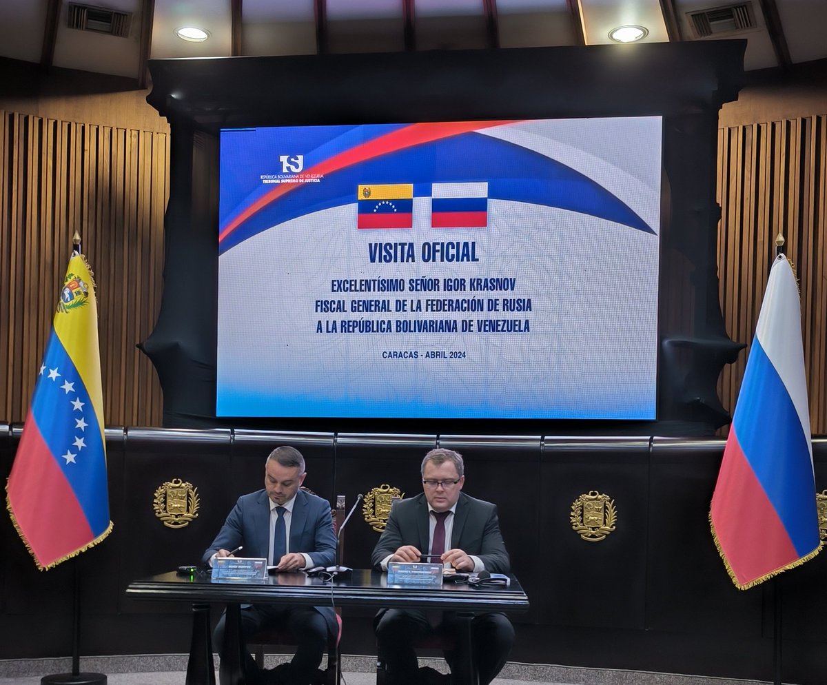 millierjuan's tweet photo. ⚖️🇻🇪🇷🇺 Muchas gracias Sres. Denis Kunev y Andrey Timoshenko representantes de la Fiscalía General de Rusia por su Magistral Conferencia "Enfrentamiento a las Ciberamenazas" con énfasis en las criptomonedas y financiamiento al terrorismo. Bienvenidos! @EmbSergio @EmbajadaRusaVen https://t.co/CDFSQz7vBw