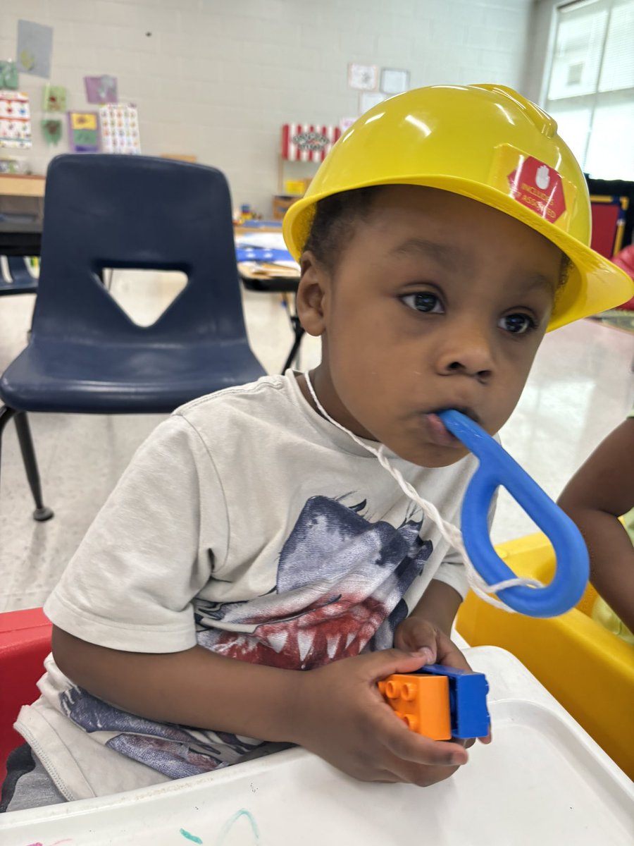 CounselorSCELC's tweet photo. Our students are learning about careers all week through visits, lessons and collaborations . https://t.co/YWOqZTCxxt