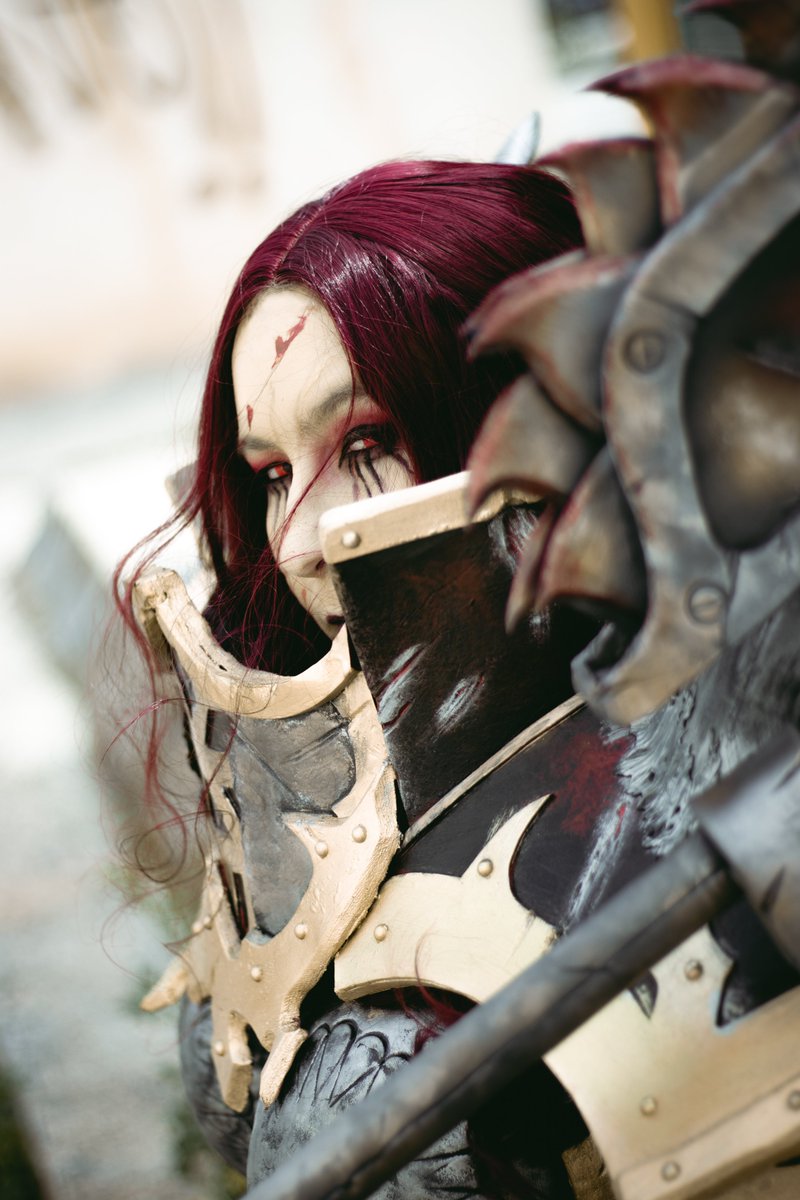 Photo session held in the Granada ficzone that took place a week ago. It was my first session so I literally let the photographer guide me through this session and it turned out very well. The photography work is by @/andresentralla_cos on Instagram. #warhammer40k #khorne