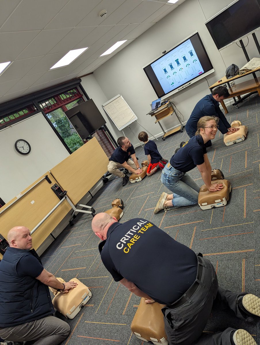 Our #CARETeamSessions team currently testing the manual CPR station...

Scores are displayed on the screen.. it did get competitive! 

Looking forward to an almost sold out Sessions tonight!
PB