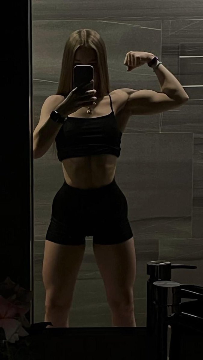 summer is coming up... how come you don't have the hottest upper body yet?

a fitspo 🧵 for edtwt

#edx #thinspo #mealspo #gymtwt