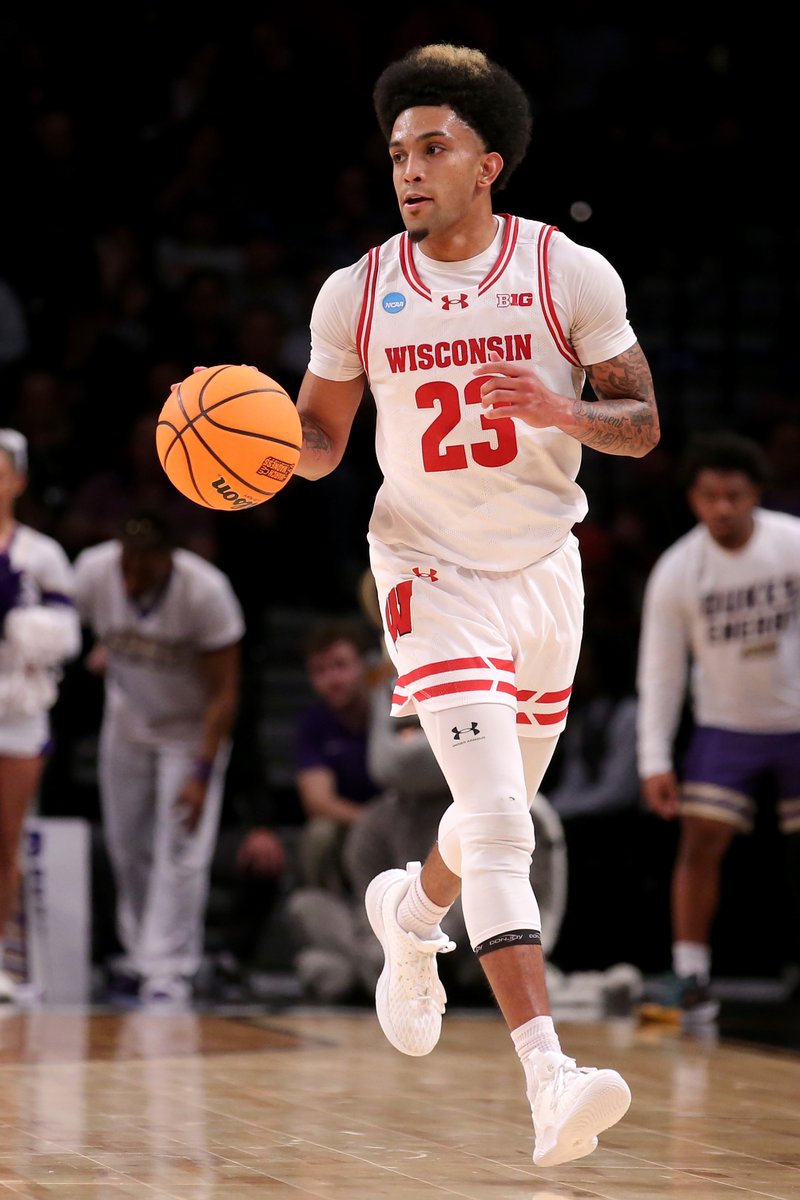TransferPortal's tweet photo. NEWS: Wisconsin guard Chucky Hepburn has entered the NCAA Transfer Portal, per @petenakos  

Hepburn averaged 9.2 points and 2.1 steals per game this season.

https://t.co/kiTSibzhJX