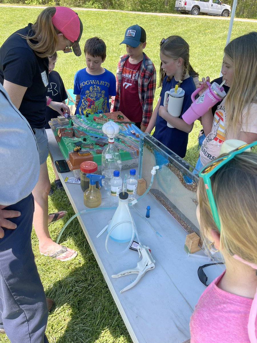 Livestock and dairy and crops, oh my! Thank you so much to the volunteers who made Agriculture Day an amazing, hands-on learning experience for all @glndschools fourth graders.