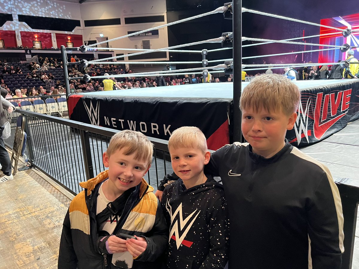 mattmeredith09's tweet photo. #wwecardiff https://t.co/LbwWQW5yDf