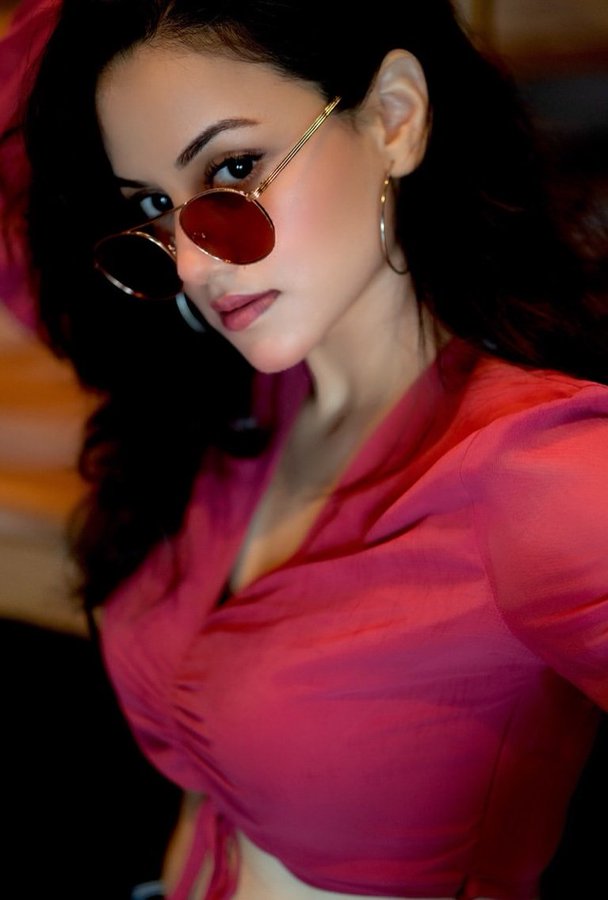 GLdzaLXWIAAjZXM?format=jpg&name=900x900