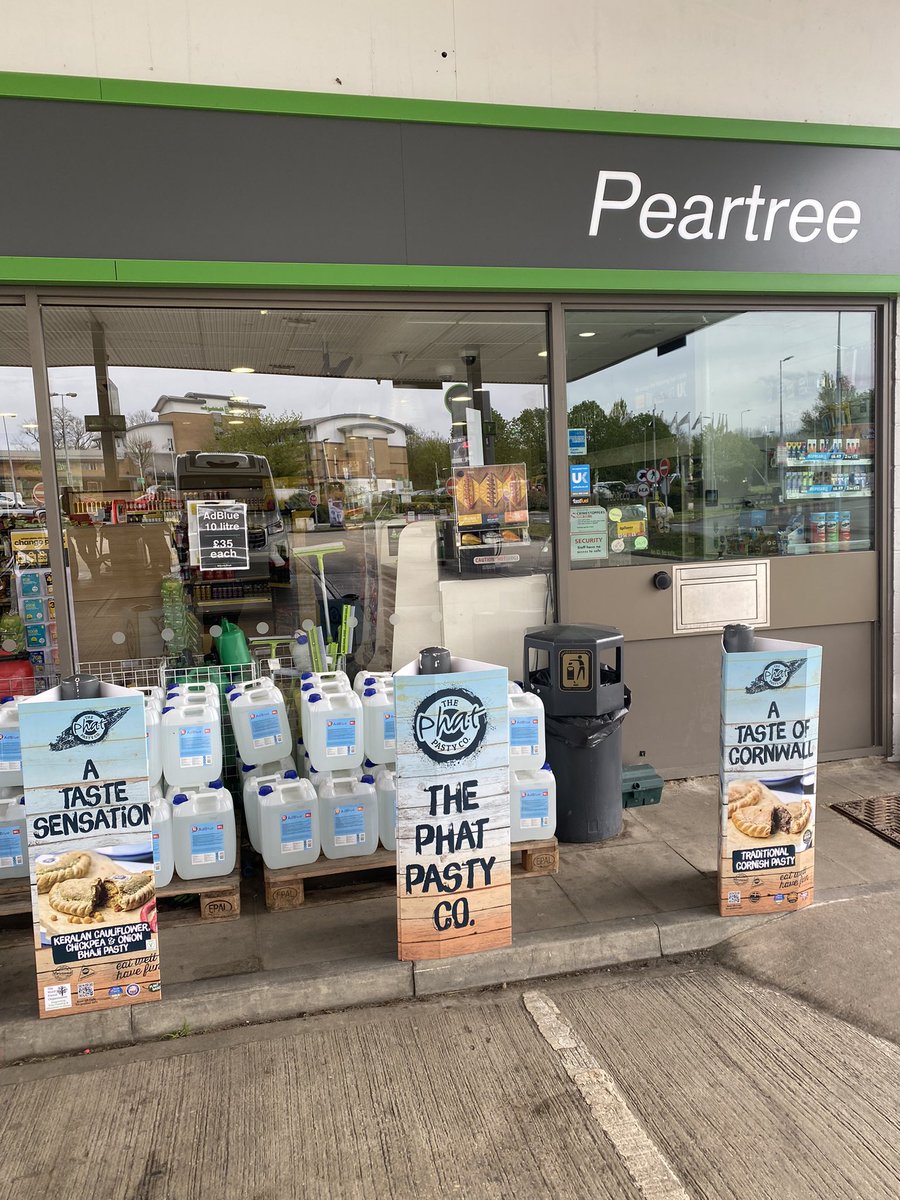 Phat now in every Welcome Break Petrol Forecourt - great to bring our products and brand to customers across the UK #phatpastyco #cornishpasty #madeincornwall #britishbeef #onthego #eatwellhavefun #petrolforecourt