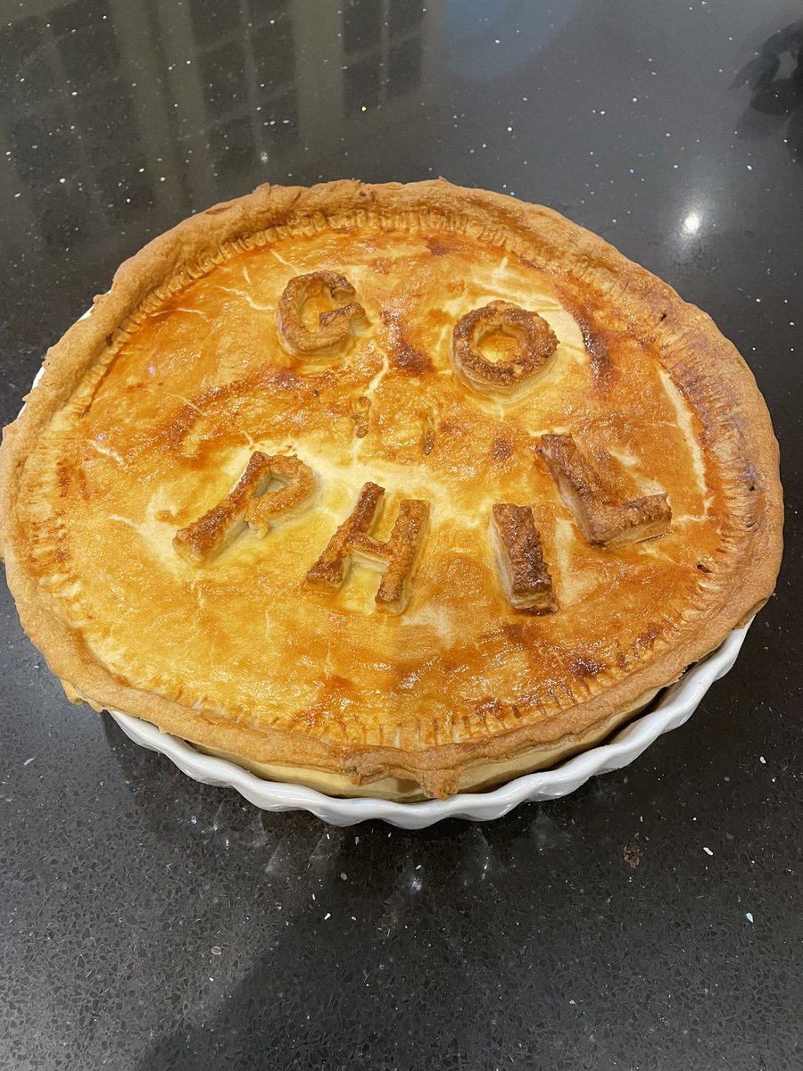 AlexMurphy91's tweet photo. All ready for The Apprentice tonight! Cheese and onion pie for dinner! #TheApprentice #TheApprenticeYoureFired #TeamPhil https://t.co/p21eivISZc