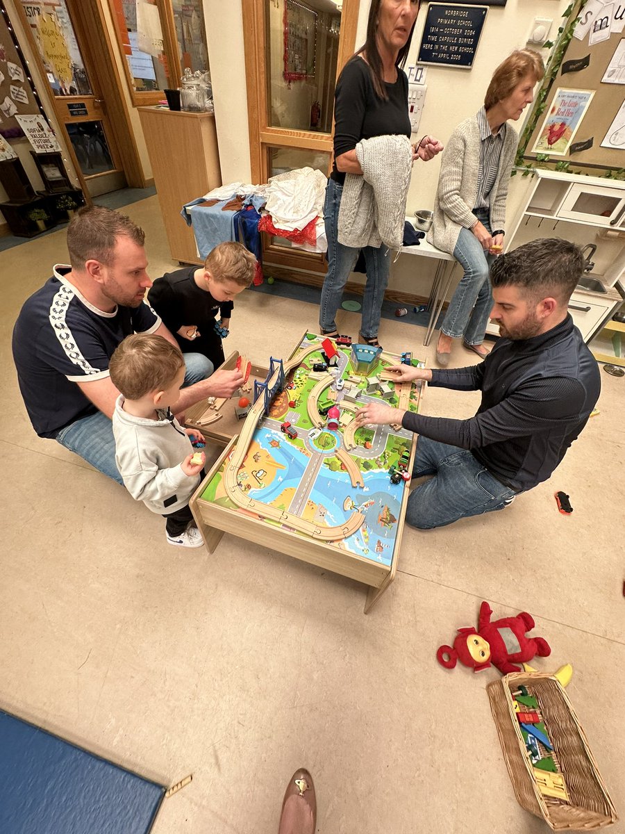 Jungle Cubs tweet media