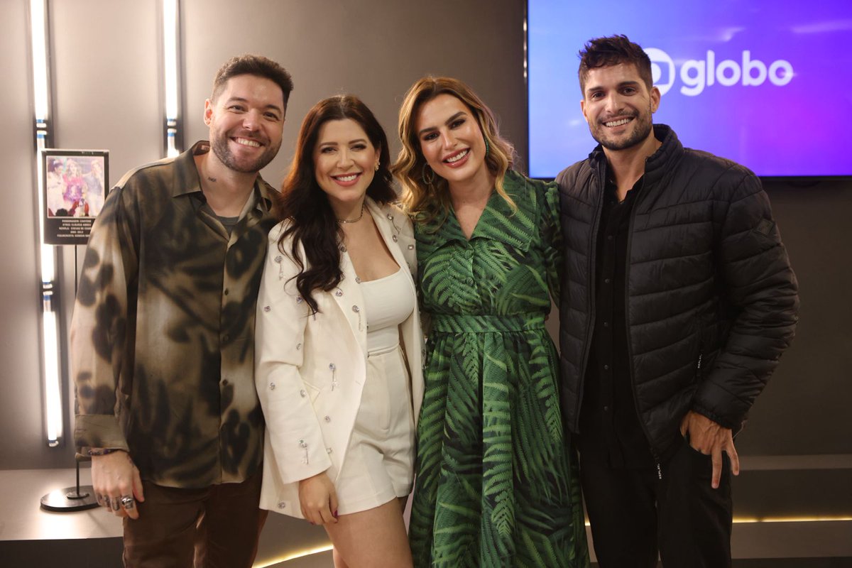 gshow's tweet image. Nasser, Andressa, Fernanda e André (BBB13) #ConversaComBial