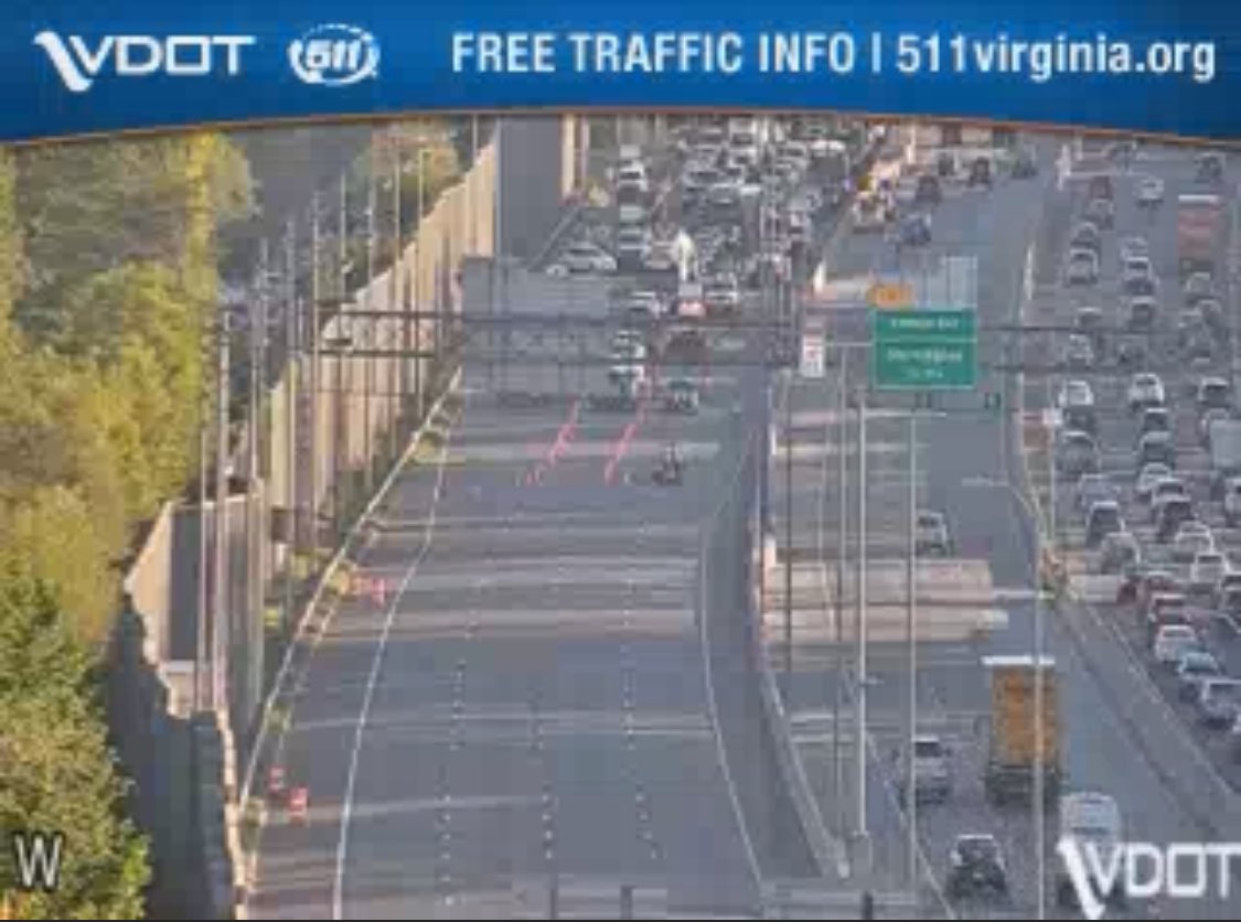 Update #Shirlington: Responders are intermittently closing all lanes I-395 NB just past Glebe Rd. Delays extend past Springfield interchange. Please use alternate route. #VaTraffic